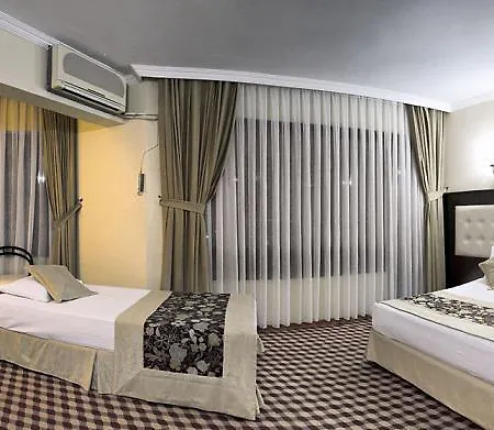 Szálloda Grand Kurdoglu 4*