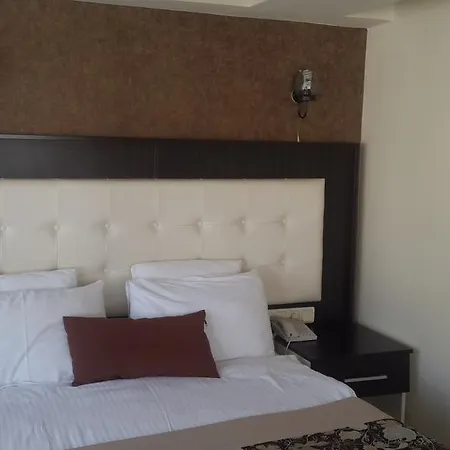 Grand Kurdoglu Szálloda Kusadası