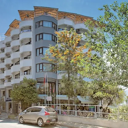 Grand Kurdoglu Кушадасы